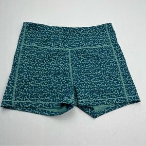 Athleta Ultimate Printed Shorts Green Teal Womens Size Large Athletic Bike Short